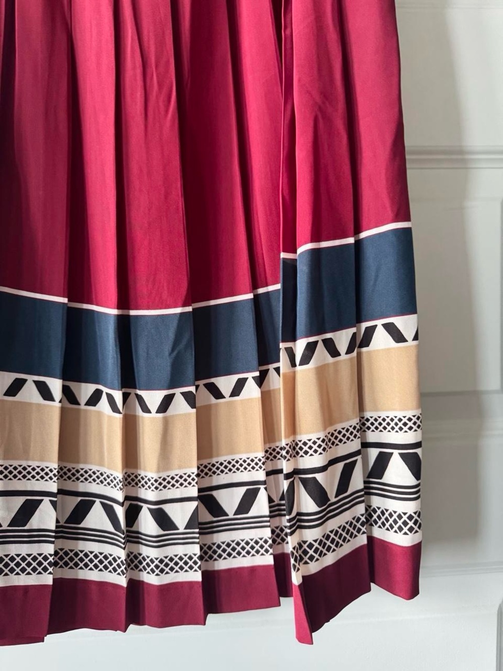 Vintage Liz Claiborne 2 Piece Set Geometric Midi Skirt Blouse - Picture 11 of 14